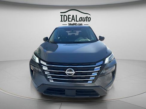 Used 2024 Nissan Rogue S image 36