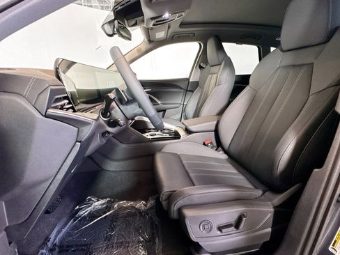 New 2025 Audi Q5 Premium Plus image 17