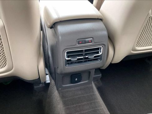 Used 2021 Lincoln Corsair AWD w/ Equipment Group 101A image 30