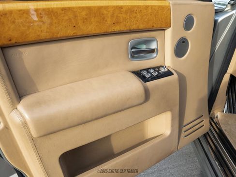 Used 2005 Rolls-Royce Phantom Sedan RWD image 46