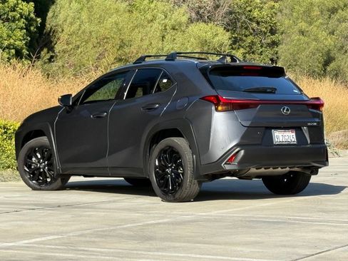 Certified 2024 Lexus UX 250h FWD image 3