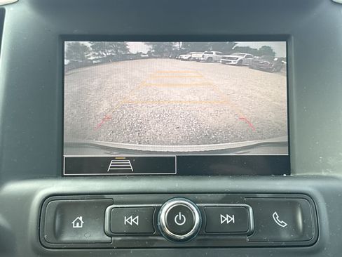 Used 2022 GMC Terrain SLE w/ Driver Convenience Package FWD image 5