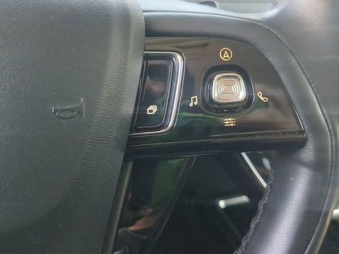 Used 2023 Lincoln Corsair Reserve w/ Equipment Group 202A AWD/4WD image 27