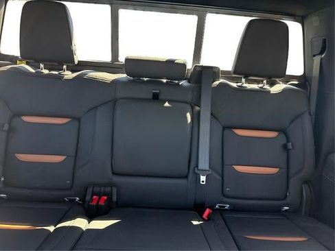 New 2026 GMC Sierra 1500 AT4 w/ AT4 Premium Package AWD/4WD image 22