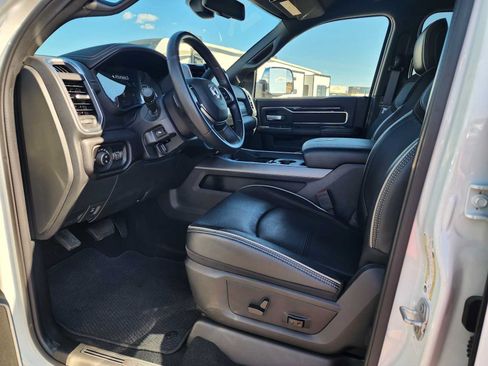 Used 2022 RAM 2500 Laramie AWD/4WD image 17