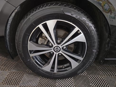 Used 2023 Nissan Sentra SV FWD image 34