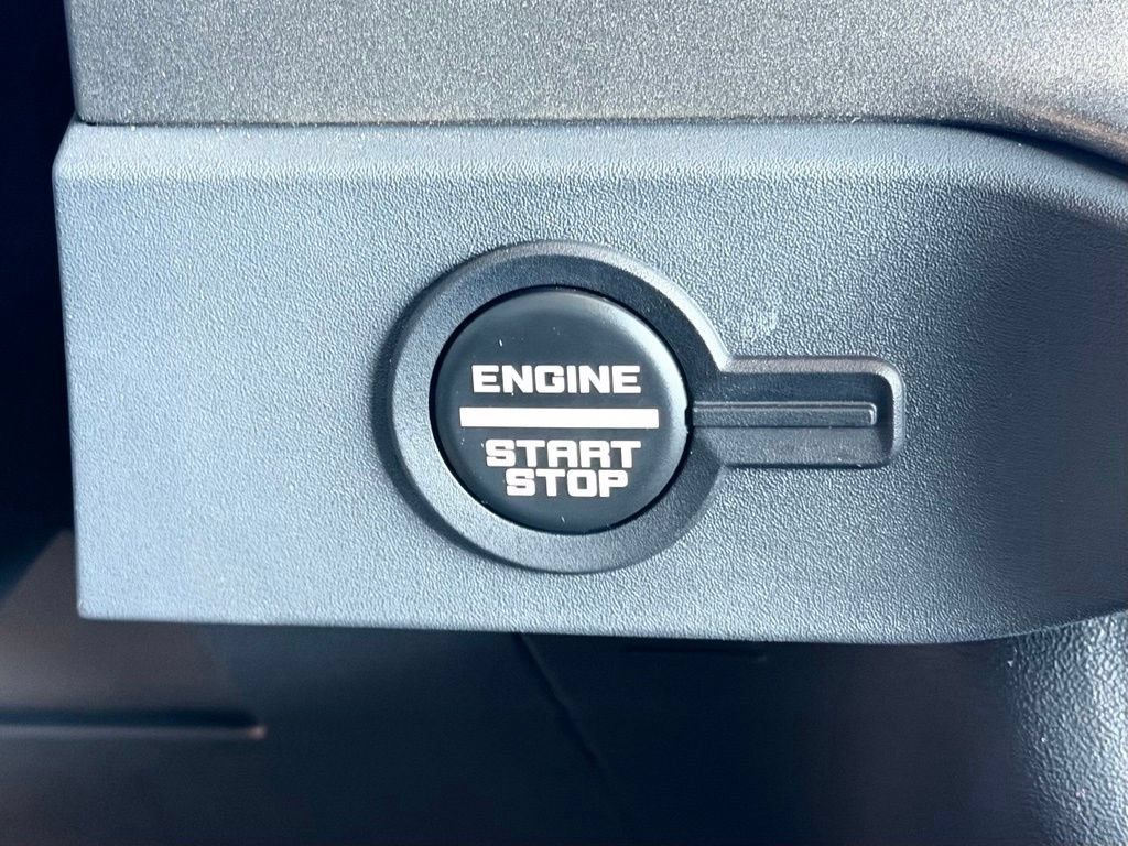 New 2026 Ford Bronco Raptor AWD/4WD image 18