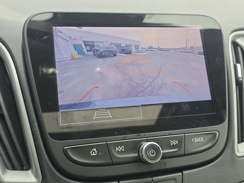 Used 2023 Chevrolet Malibu LT image 28