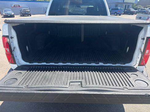 Used 2011 Chevrolet Silverado 1500 W/T RWD image 7