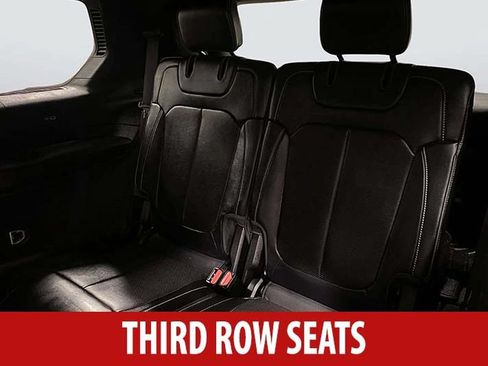 Used 2021 Jeep Grand Cherokee L Overland w/ Luxury Tech Group IV AWD/4WD image 16