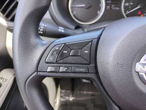Certified 2025 Nissan Kicks Play S FWD image 18