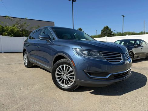 Used 2018 Lincoln MKX Select w/ Select Plus Package AWD/4WD image 1
