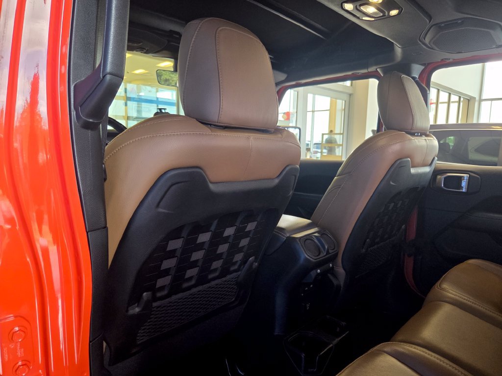 Used 2020 Jeep Gladiator Rubicon AWD/4WD image 17
