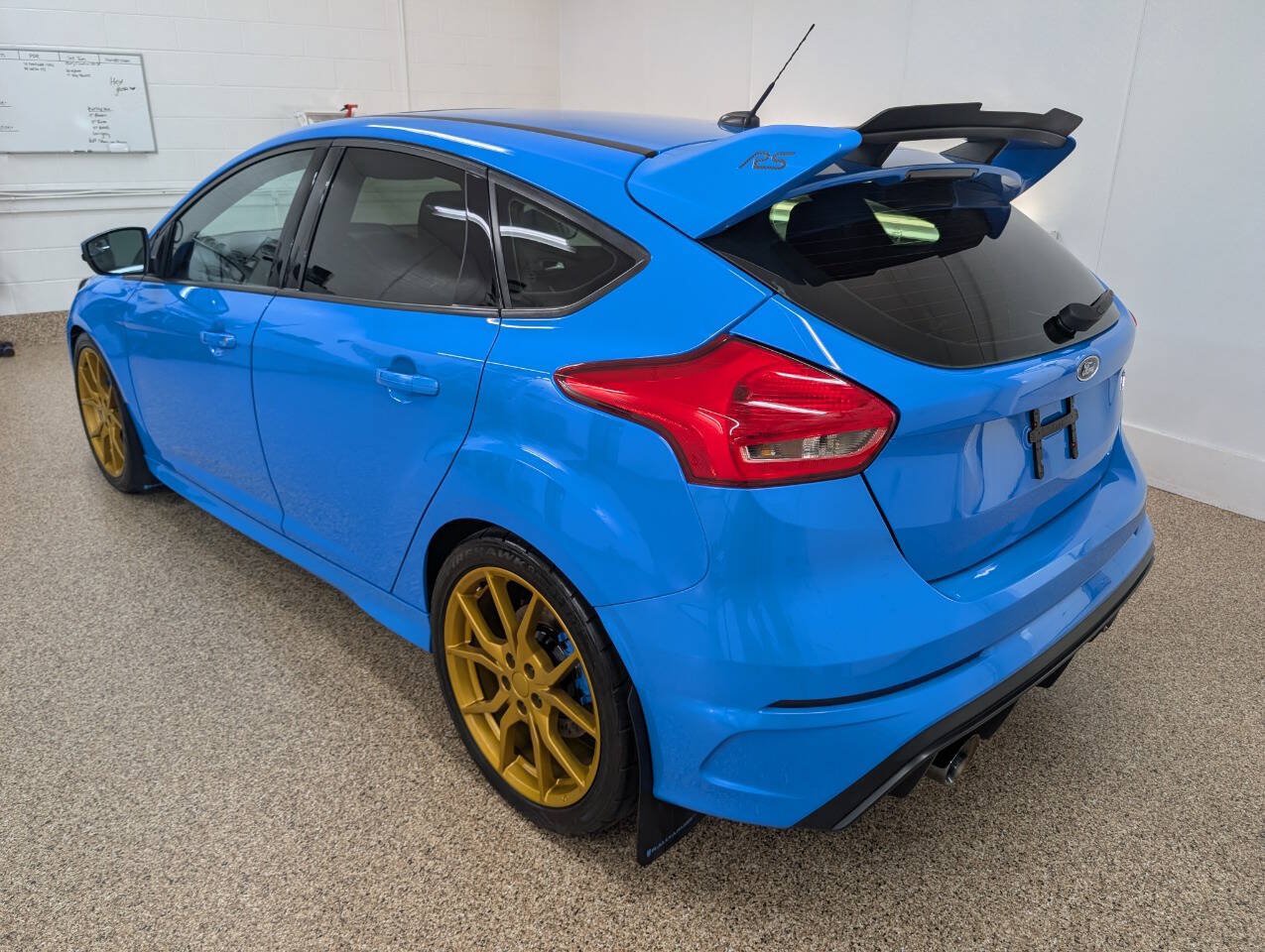 Used 2016 Ford Focus RS AWD/4WD image 3