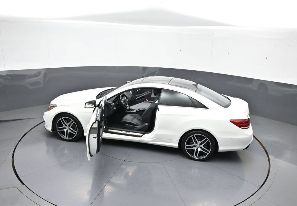 Used 2017 Mercedes-Benz E 400 4MATIC Coupe image 49