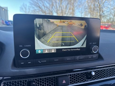 Used 2023 Honda Civic Sport image 14