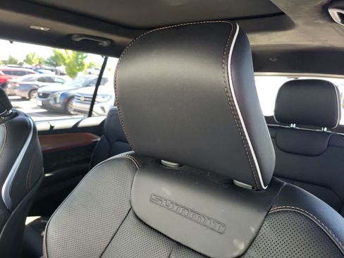 Used 2026 Jeep Grand Cherokee L Summit AWD/4WD image 14