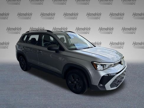 Used 2025 Volkswagen Taos S FWD image 2