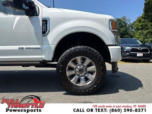 Used 2021 Ford F350 Platinum w/ FX4 Off-Road Package image 31