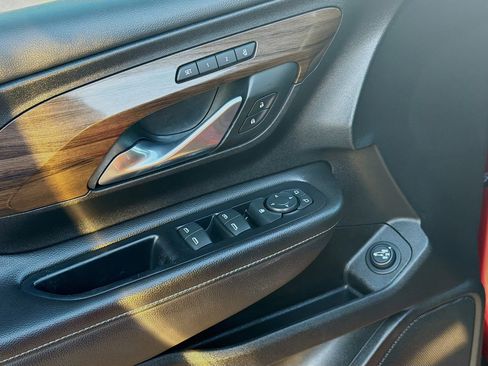 Used 2020 GMC Terrain Denali w/ Denali Premium Package image 17