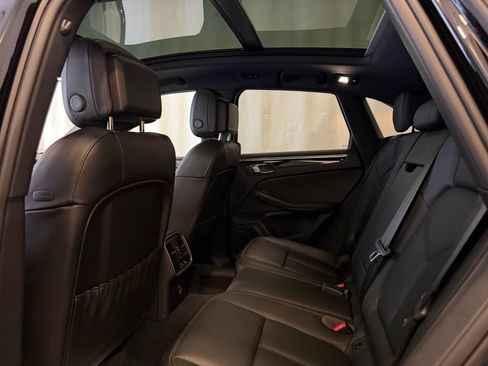 Certified 2026 Porsche Macan AWD/4WD image 24