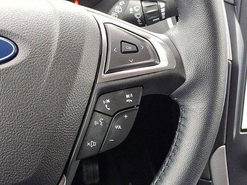 Certified 2022 Ford Edge SEL w/ Convenience Package image 21