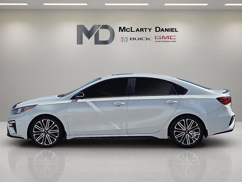 Used 2020 Kia Forte GT w/ GT2 Package FWD image 2