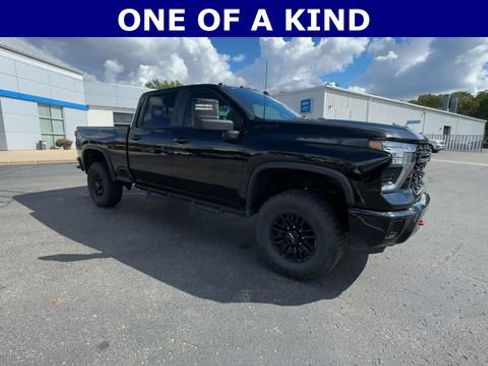 Certified 2024 Chevrolet Silverado 2500 ZR2 w/ LPO, Dark Essentials Package image 2