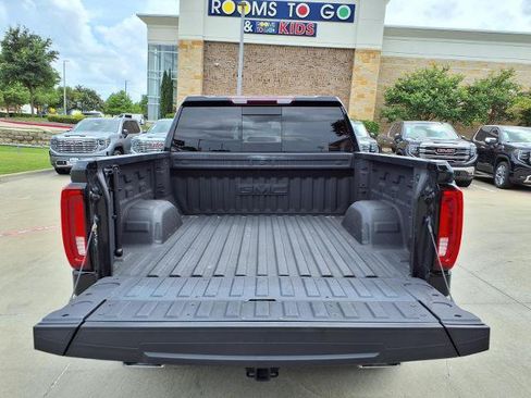 Used 2025 GMC Sierra 1500 SLT w/ SLT Premium Plus Package AWD/4WD image 22