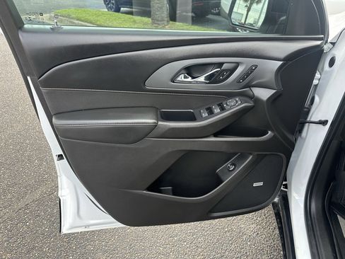 Used 2021 Chevrolet Traverse Premier w/ Redline Edition image 10