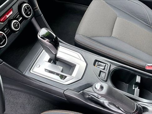 Used 2021 Subaru Crosstrek 2.0i Premium w/ Moonroof Package image 15