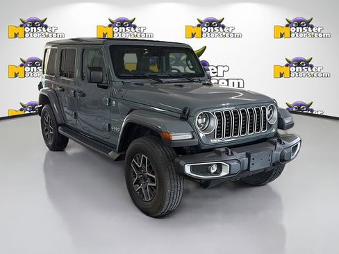 Used 2024 Jeep Wrangler Sahara w/ Safety Group AWD/4WD image 3