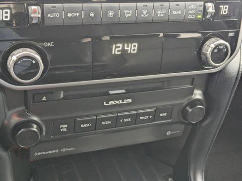 Used 2023 Lexus GX 460 Premium image 16