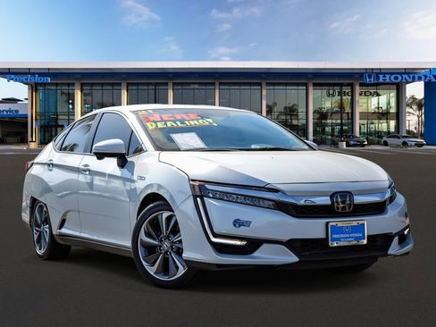Used 2021 Honda Clarity Plug-In Hybrid image 1
