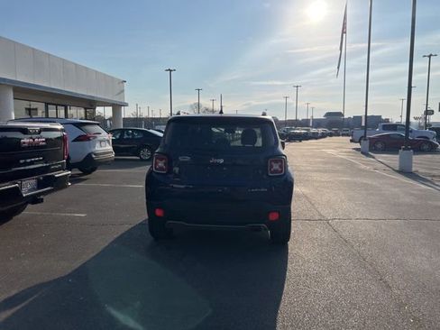 Used 2018 Jeep Renegade Limited w/ UConnect 8.4 Nav Group image 6