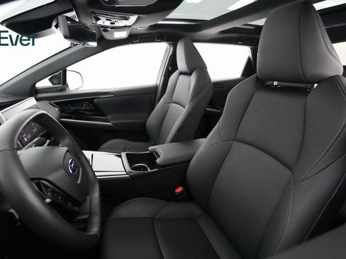 Used 2024 Subaru Solterra Touring w/ Touring Package image 7