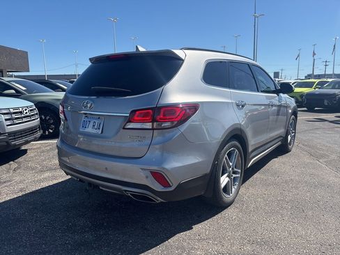 Used 2017 Hyundai Santa Fe Limited FWD image 5