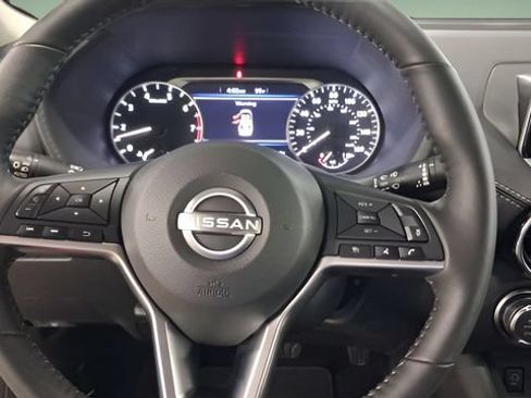 Used 2025 Nissan Sentra SV w/ All-Weather Package FWD image 13