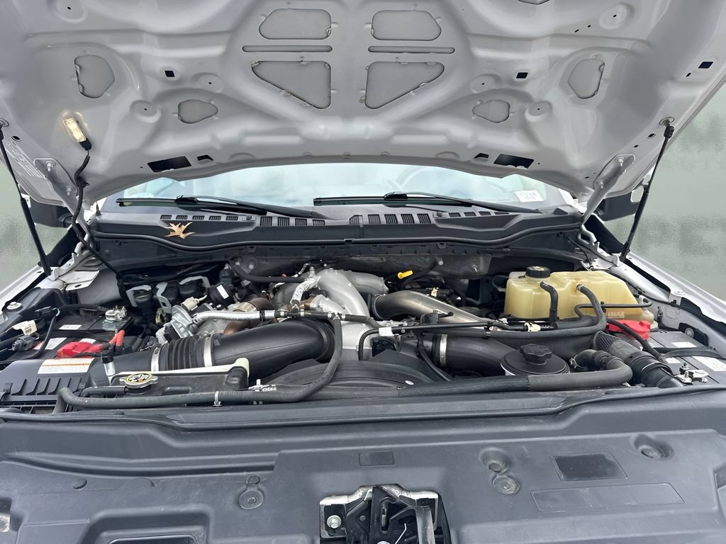 Used 2020 Ford F350 Lariat w/ Lariat Ultimate Package AWD/4WD image 28