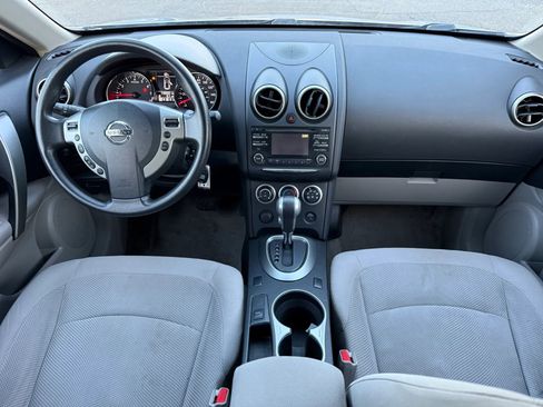 Used 2014 Nissan Rogue S w/ Convenience Package AWD/4WD image 16