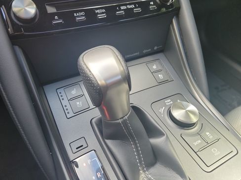 Used 2024 Lexus IS 350 F Sport w/ Memory Package RWD image 27
