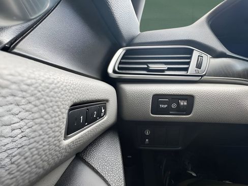 Used 2019 Honda Accord EX-L image 22