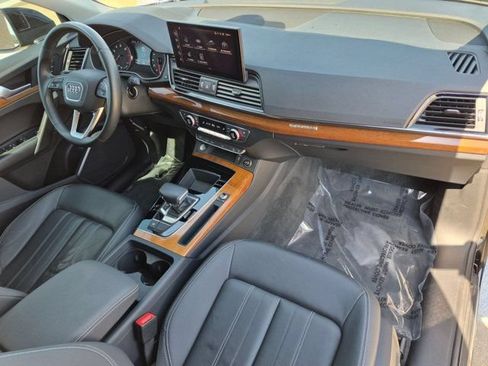 Certified 2023 Audi Q5 2.0T Premium w/ Convenience Package AWD/4WD image 19