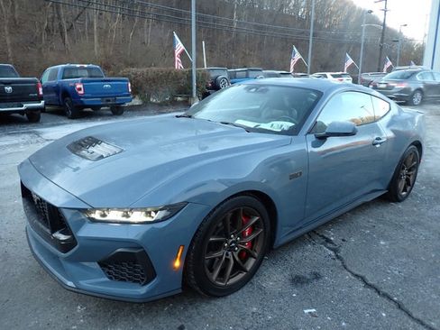 Used 2025 Ford Mustang GT Premium image 7