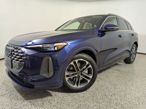 New 2025 Audi Q5 Prestige image 18