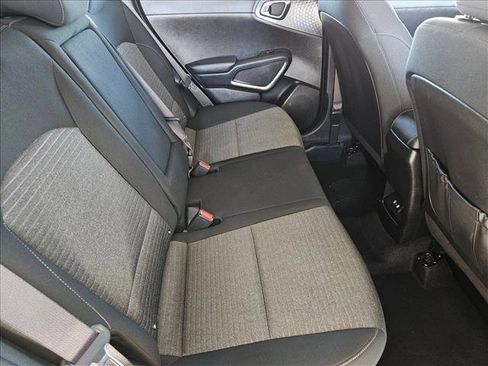 Used 2023 Kia Soul EX image 19