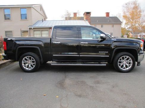 Used 2015 GMC Sierra 1500 SLT w/ SLT Crew Cab Value Package image 3