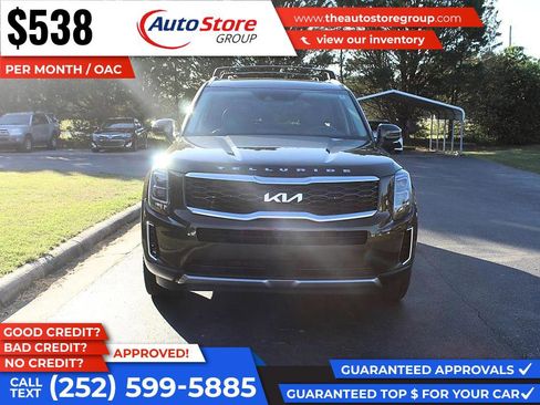 Used 2022 Kia Telluride EX w/ EX Premium Package FWD image 3