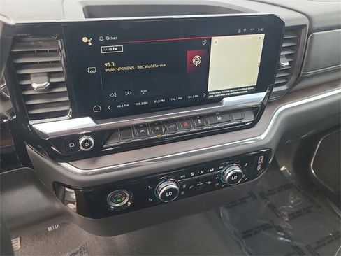 Used 2024 GMC Sierra 1500 SLT image 29