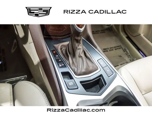 Used 2016 Cadillac SRX Luxury image 18